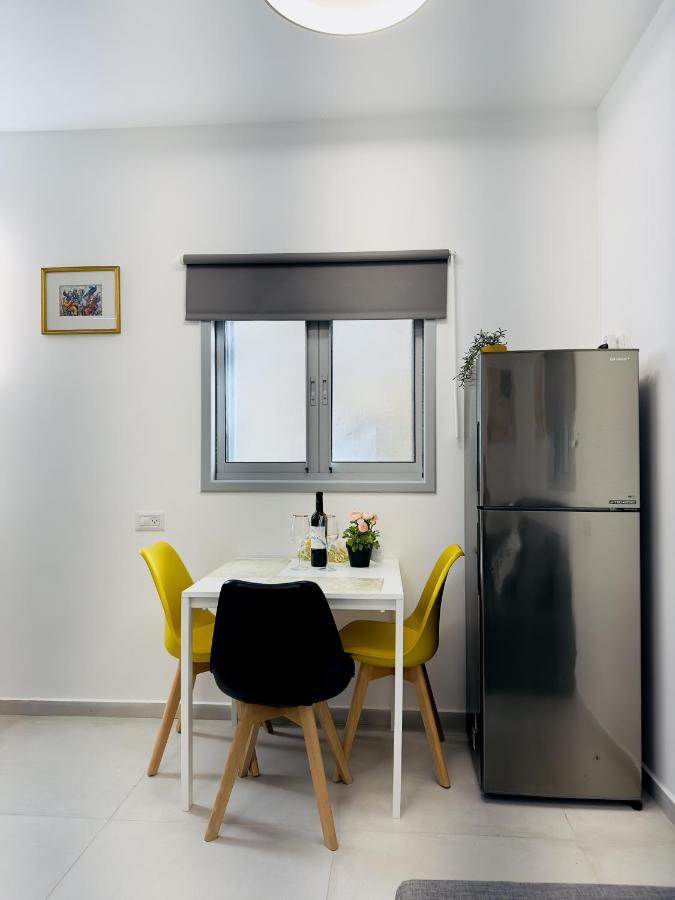 Amazing 2Rooms Apt In Bat Yam - Step By The Beach ภายนอก รูปภาพ