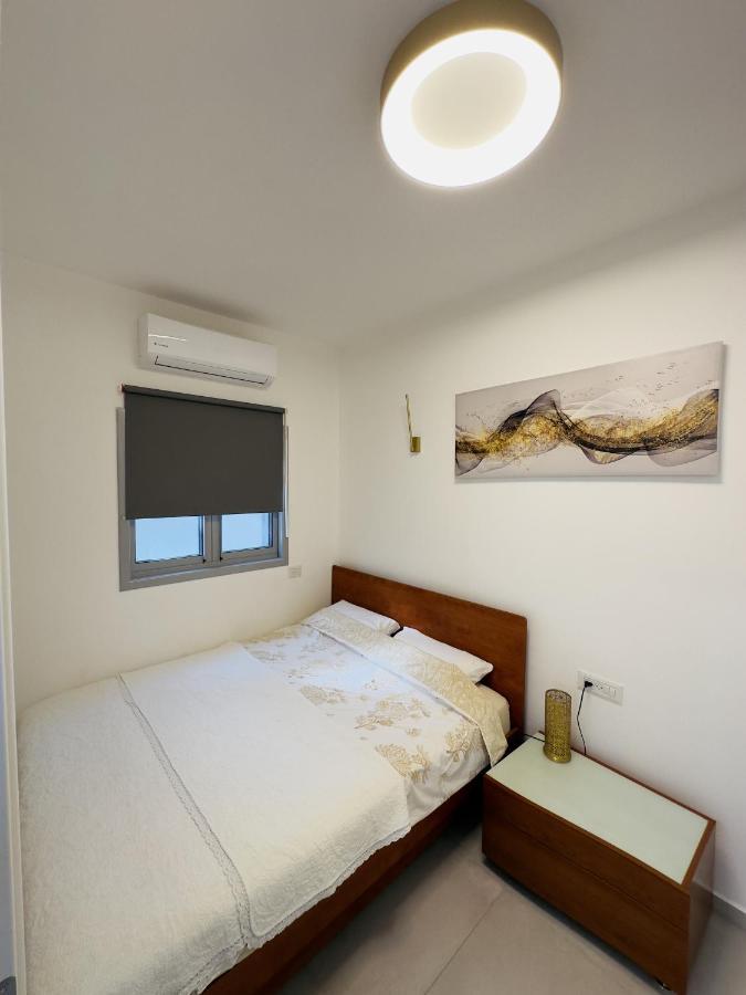Amazing 2Rooms Apt In Bat Yam - Step By The Beach ภายนอก รูปภาพ
